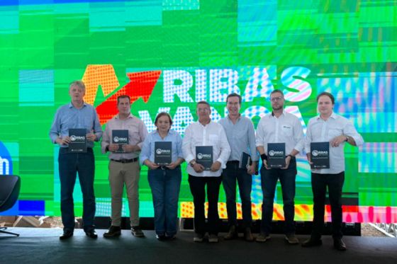 Suzano e prefeitura entregam Plano de Desenvolvimento de Ribas do Rio Pardo (MS) com foco em crescimento sustentável