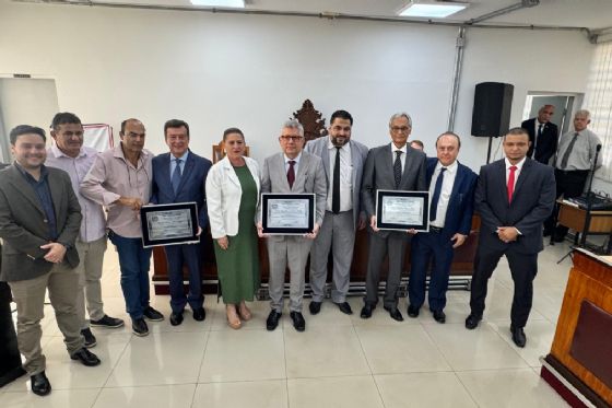 Câmara presta homenagens em solenidade de instalação da 4ª Vara e da UPJ em Andradina
