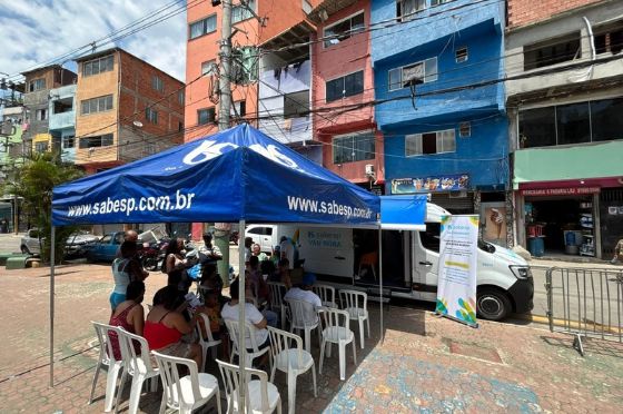 Sabesp leva atendimento móvel aos moradores de Paraisópolis