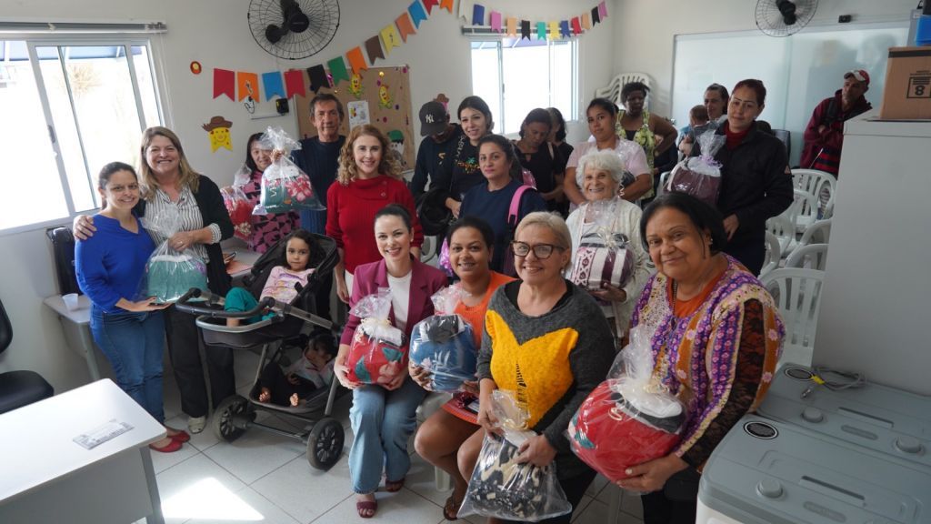 Fundo Social de Araçatuba distribui kits de mantas e meias a famílias em situação de vulnerabilidade - O Fundo Social de Solidariedade entrega de mantas Fundo Social de Araçatuba distribui kits de mantas e meias a famílias em situação de vulnerabilidade - O Fundo Social de Solidariedade entrega de mantas