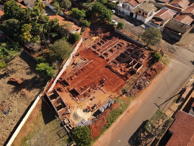 Nova UBS no Bairro Pereira Jordão avança e promete beneficiar 12 mil em Andradina - Obras da nova UBS do PJ estão em ritmo acelerado