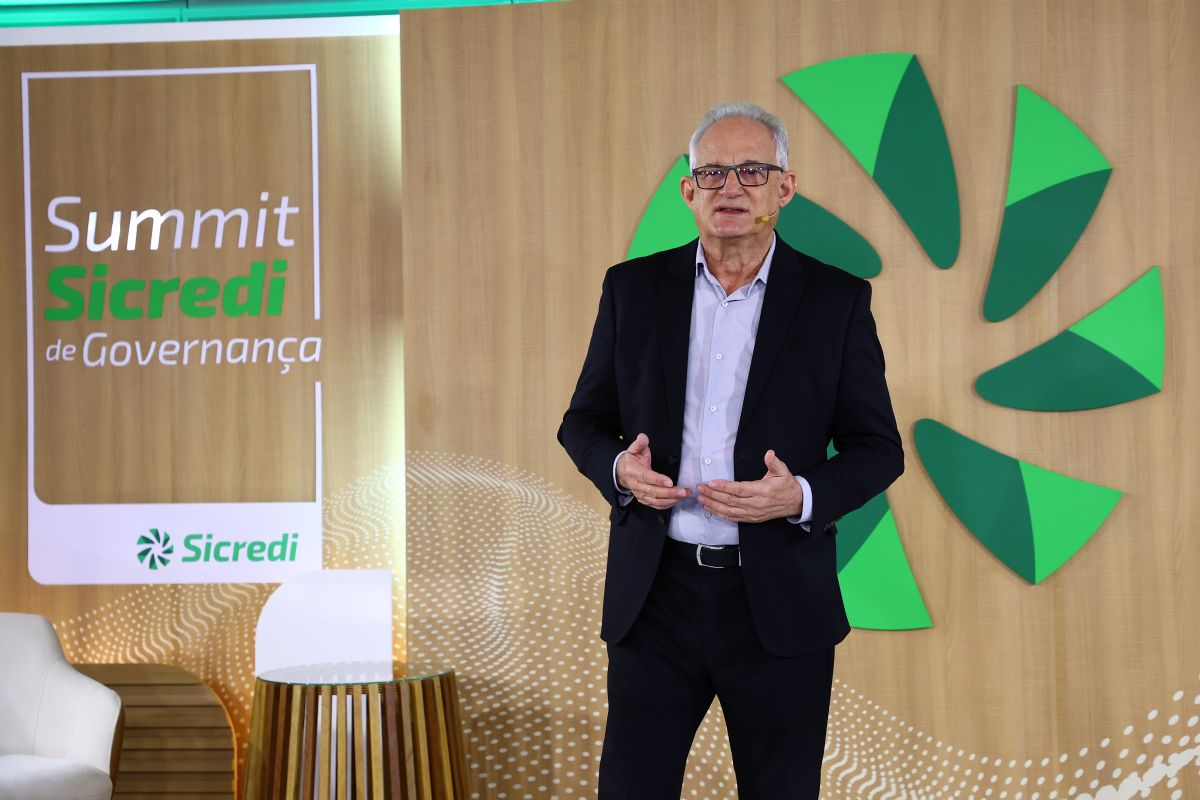 Sicredi realiza 4ª edição do Summit de Governança - Para Fernando Dall'Agnese, a força da governança está na construção coletiva e no cooperativismo autêntico, com decisões transparentes e cada vez mais participativas