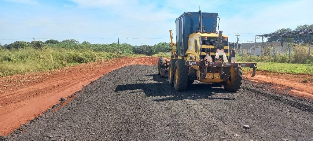 Araçatuba inicia melhorias no Distrito Industrial Maria Isabel com aplicação de pavimento fresado - Prefeitura aplica pavimento fresado no Distrito Industrial Maria Isabel para melhorar tráfego Araçatuba inicia melhorias no Distrito Industrial Maria Isabel com aplicação de pavimento fresado - Prefeitura aplica pavimento fresado no Distrito Industrial Maria Isabel para melhorar tráfego