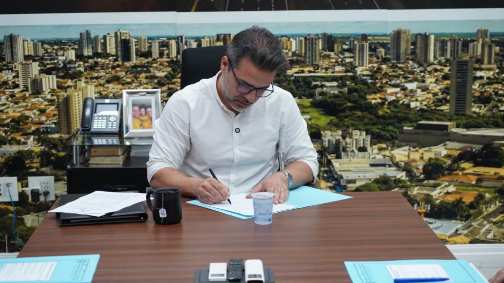 Araçatuba inicia reforma de R$ 1 milhão na Casa da Cultura Professor Adelino Brandão - Prefeitura de Araçatuba autoriza início da reforma da Casa da Cultura Adelino Brandão