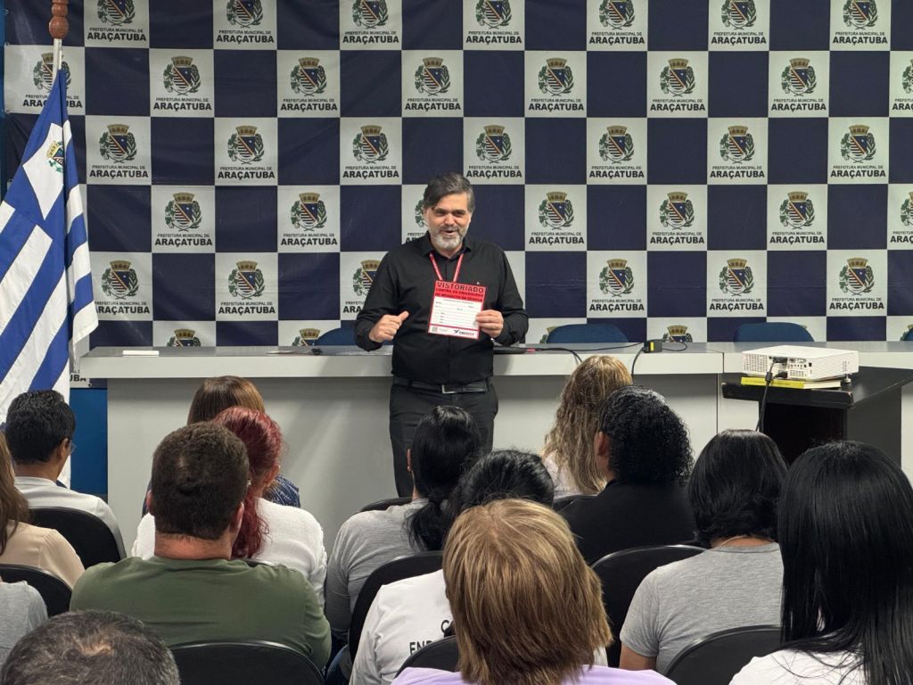 Araçatuba intensifica combate à dengue com vistorias em imóveis fechados em parceria com o Creci-SP - Prefeitura de Araçatuba e Creci-SP realizarão força-tarefa para vistoriar imóveis fechados e combater focos do Aedes aegypti Araçatuba intensifica combate à dengue com vistorias em imóveis fechados em parceria com o Creci-SP - Prefeitura de Araçatuba e Creci-SP realizarão força-tarefa para vistoriar imóveis fechados e combater focos do Aedes aegypti