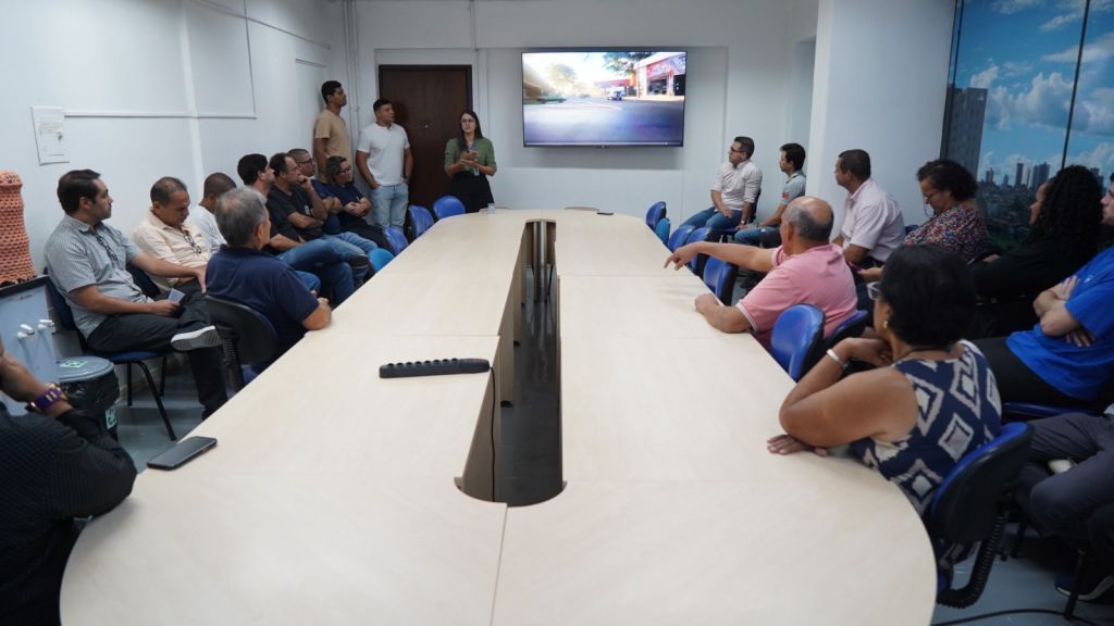 Prefeitura de Araçatuba propõe mudanças no trânsito no viaduto da Aguapeí, sob a Rondon - Reunião Técnica Prefeitura de Araçatuba propõe mudanças no trânsito no viaduto da Aguapeí, sob a Rondon - Reunião Técnica